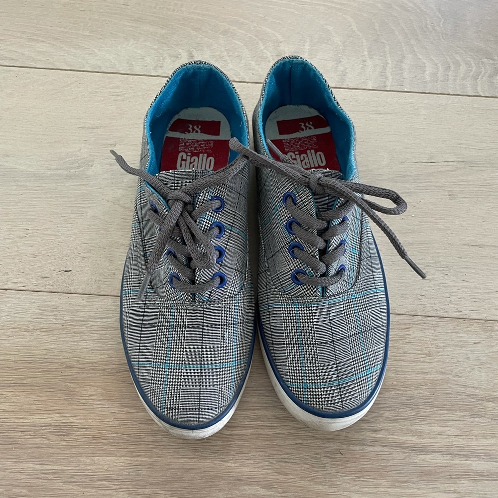Giallo Sneakers